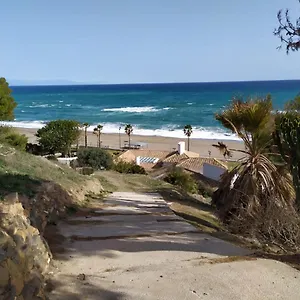 apartamento-plaza-andalucia.hotelsinnerja.org/